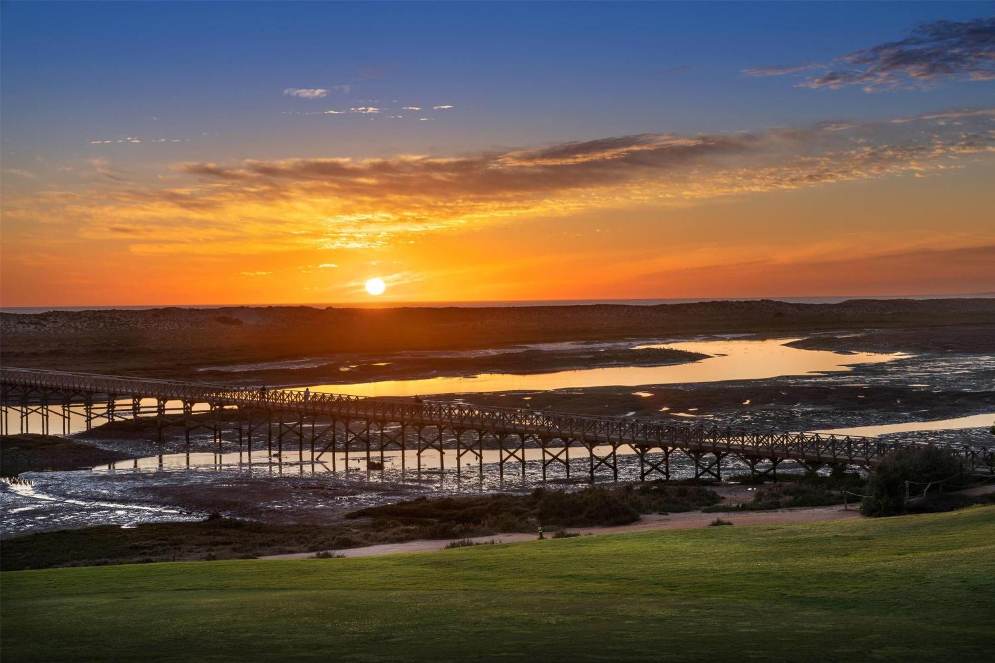 Wyndham Grand Algarve Hotel Quinta do Lago Bagian luar foto